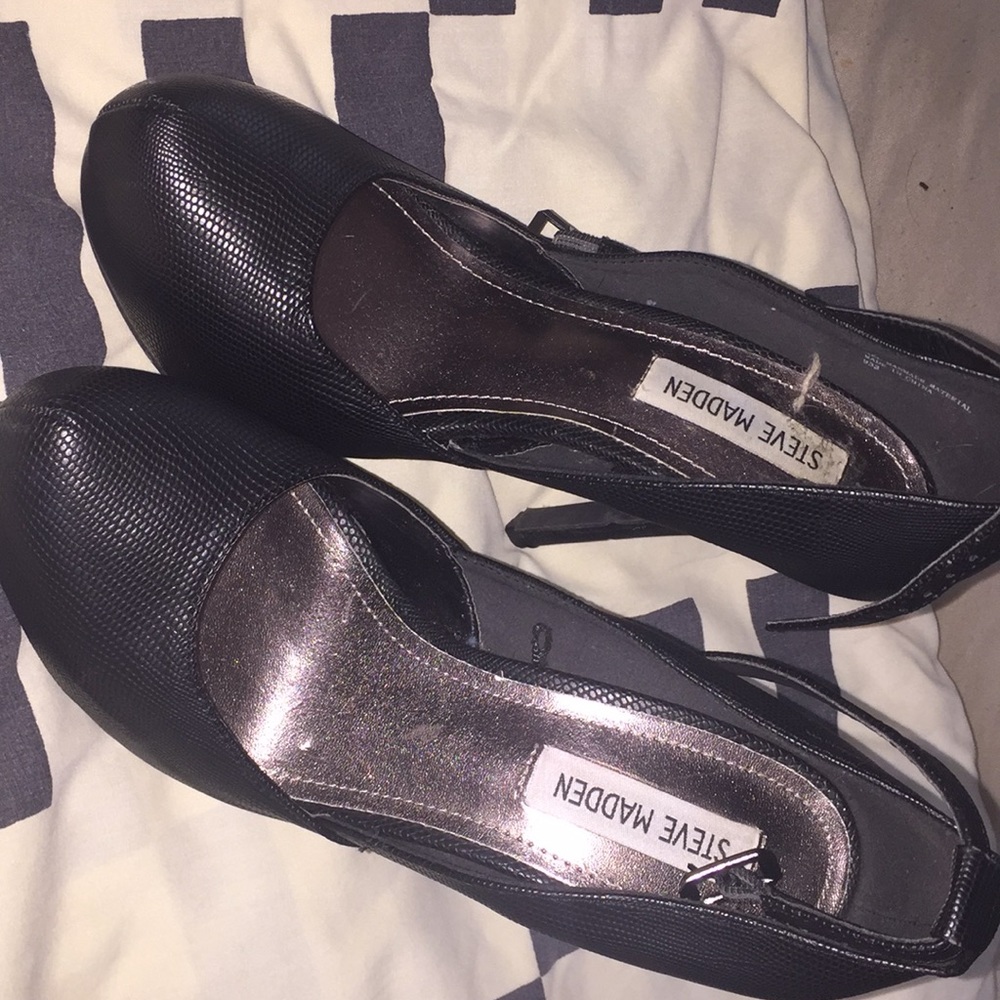 Black Steve Madden Heels